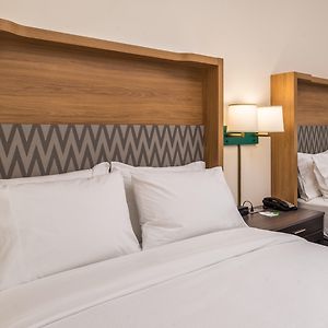 Twin Room Hearing accessible